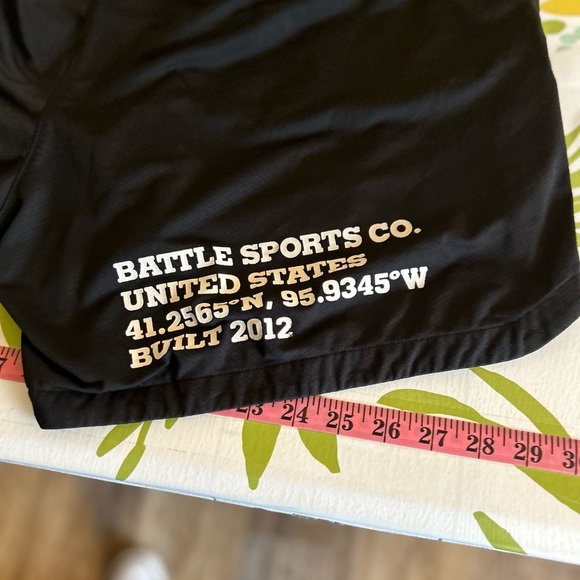 Battle XL Men's black Atheltic Shkrts With Built in Under Shorts - Picture 4 of 11